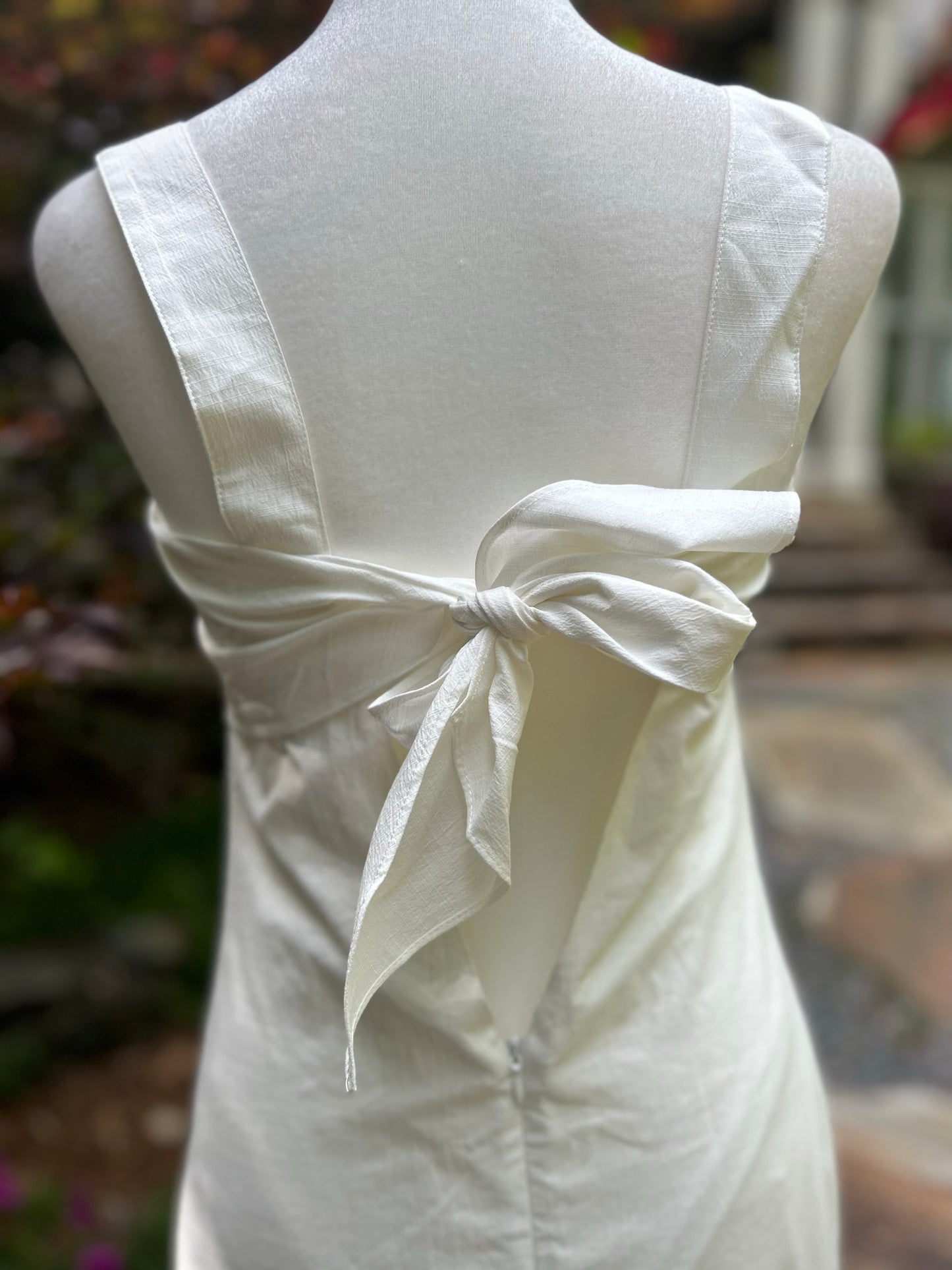 Back Tied Sleeveless Maxi Dress in Off White