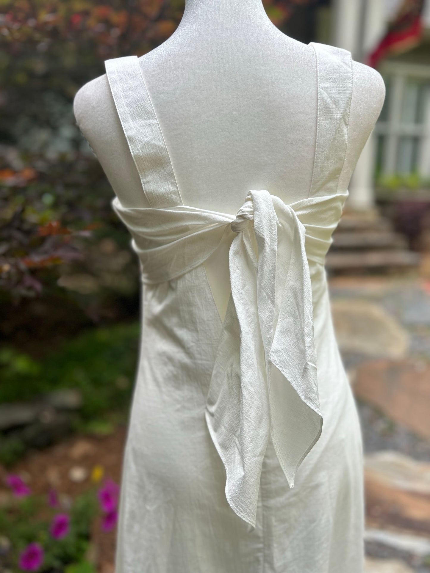 Back Tied Sleeveless Maxi Dress in Off White