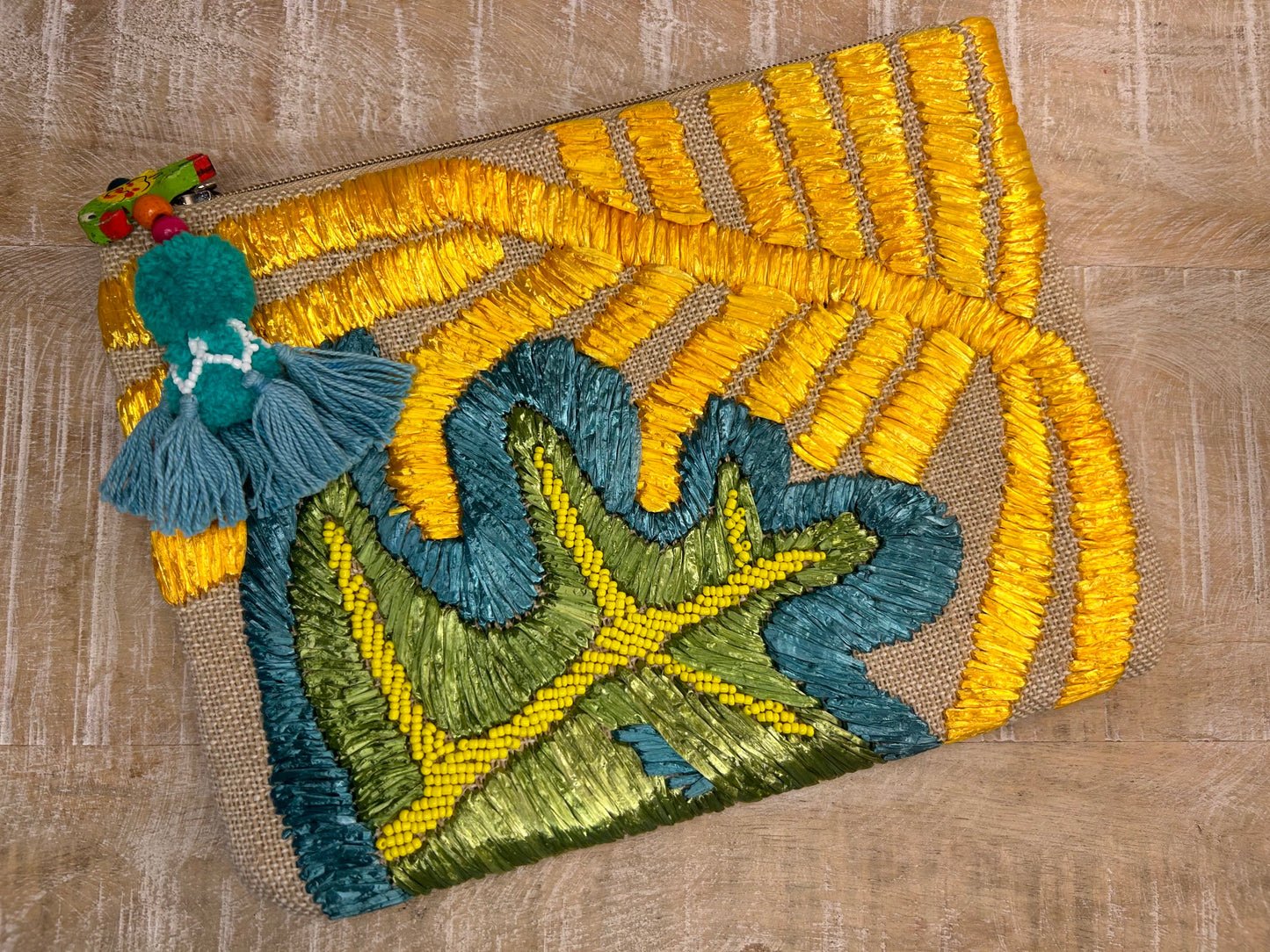 Tropical Leaf Clutch