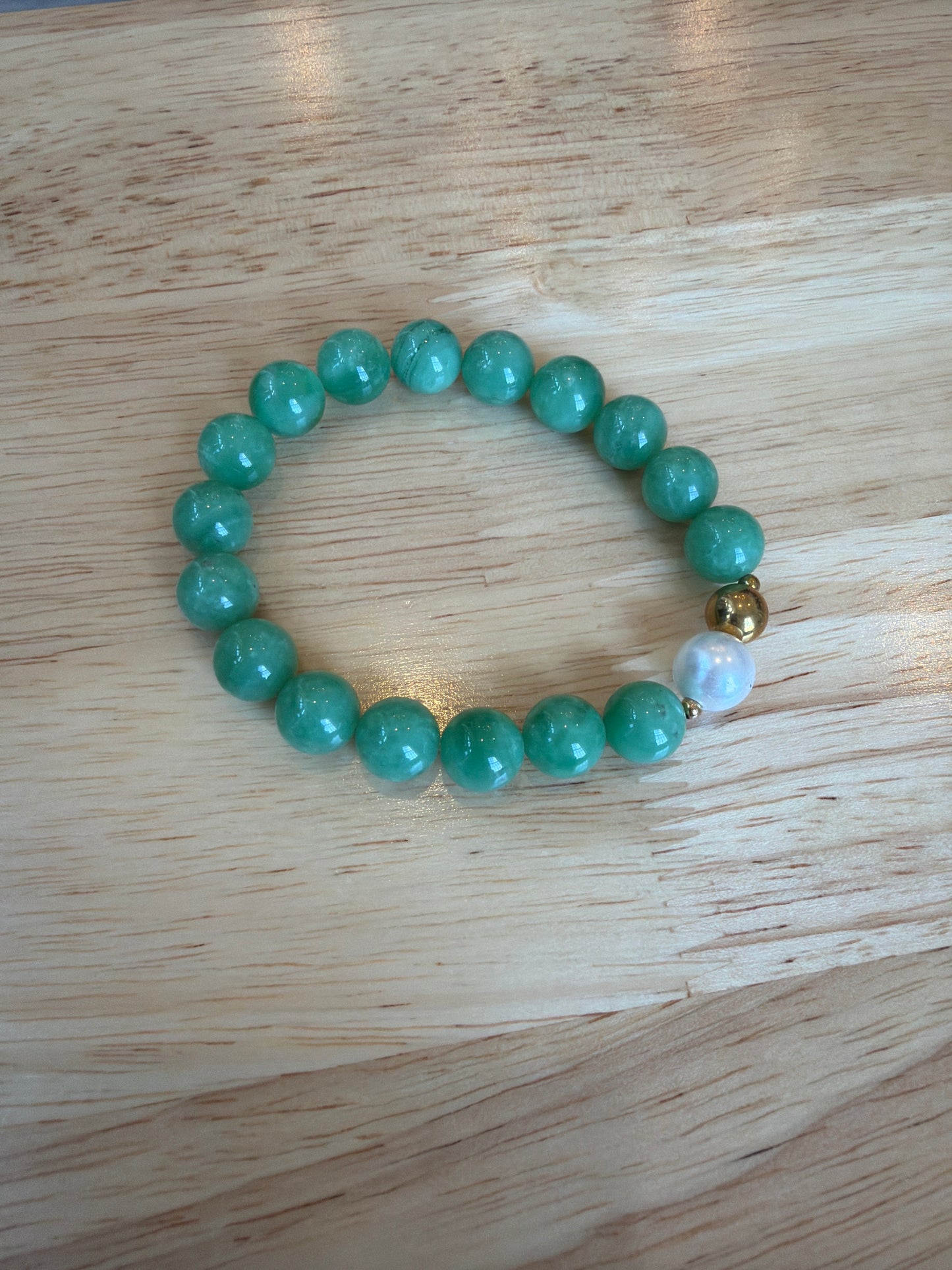 Gemstone bracelet with pearl