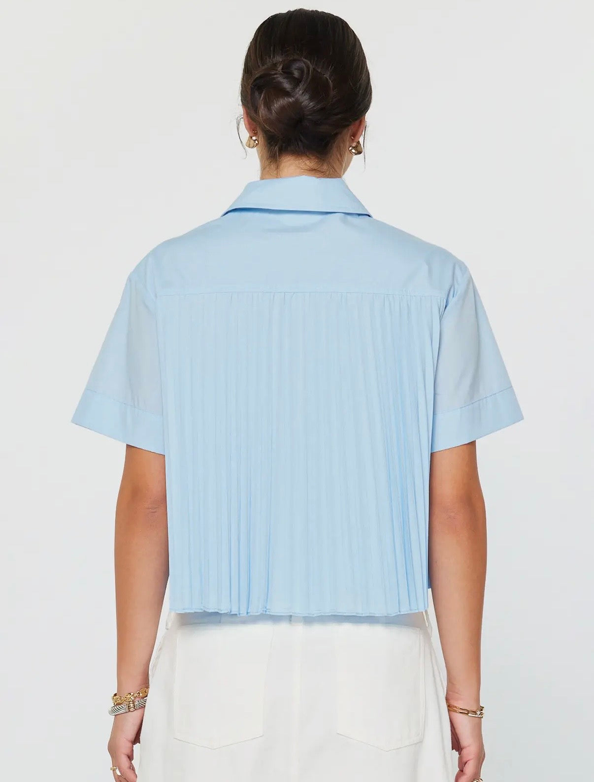 Cropped Pleated Back Collared Shirt