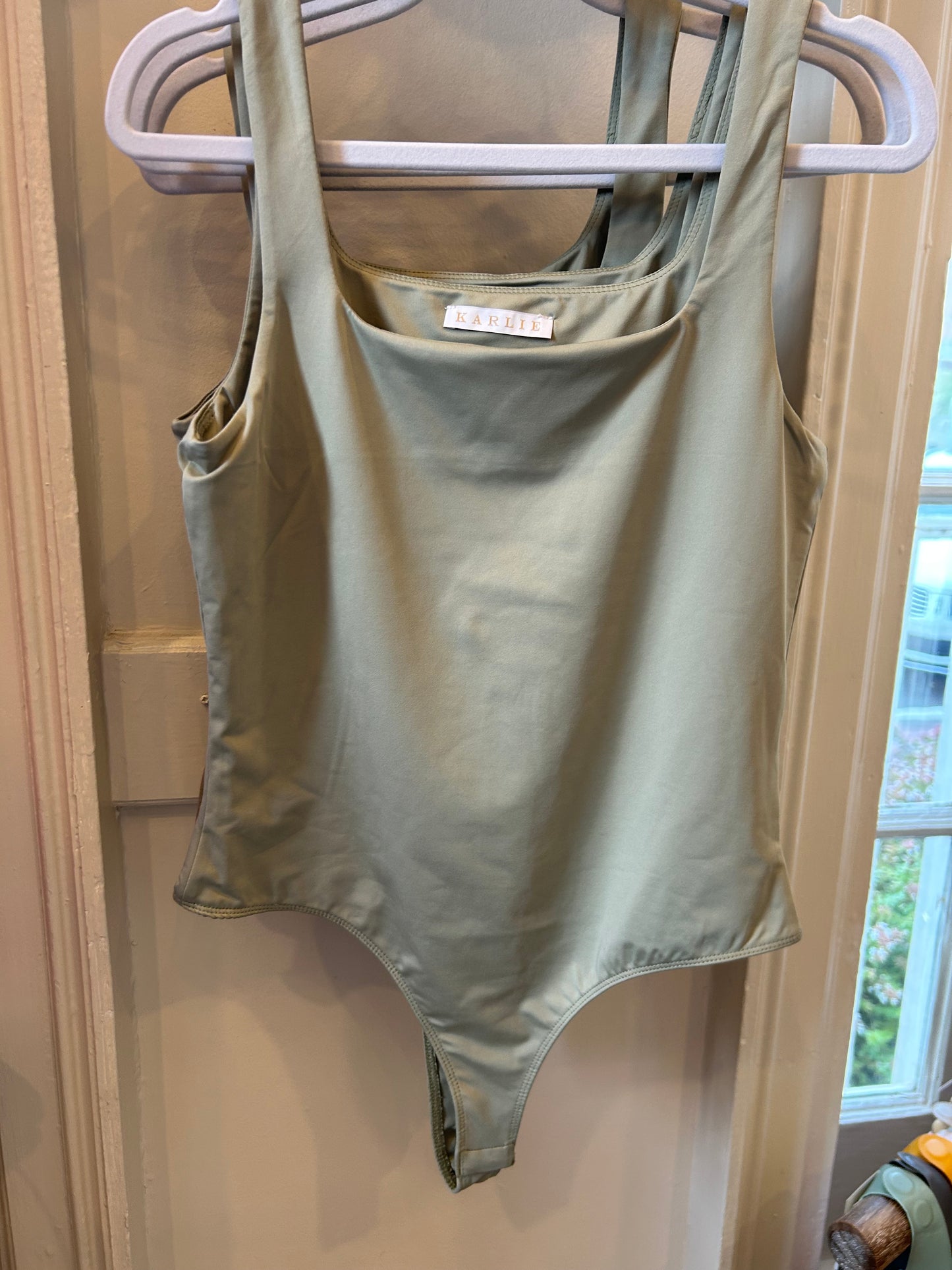 Solid square neck tank bodysuit - Olive