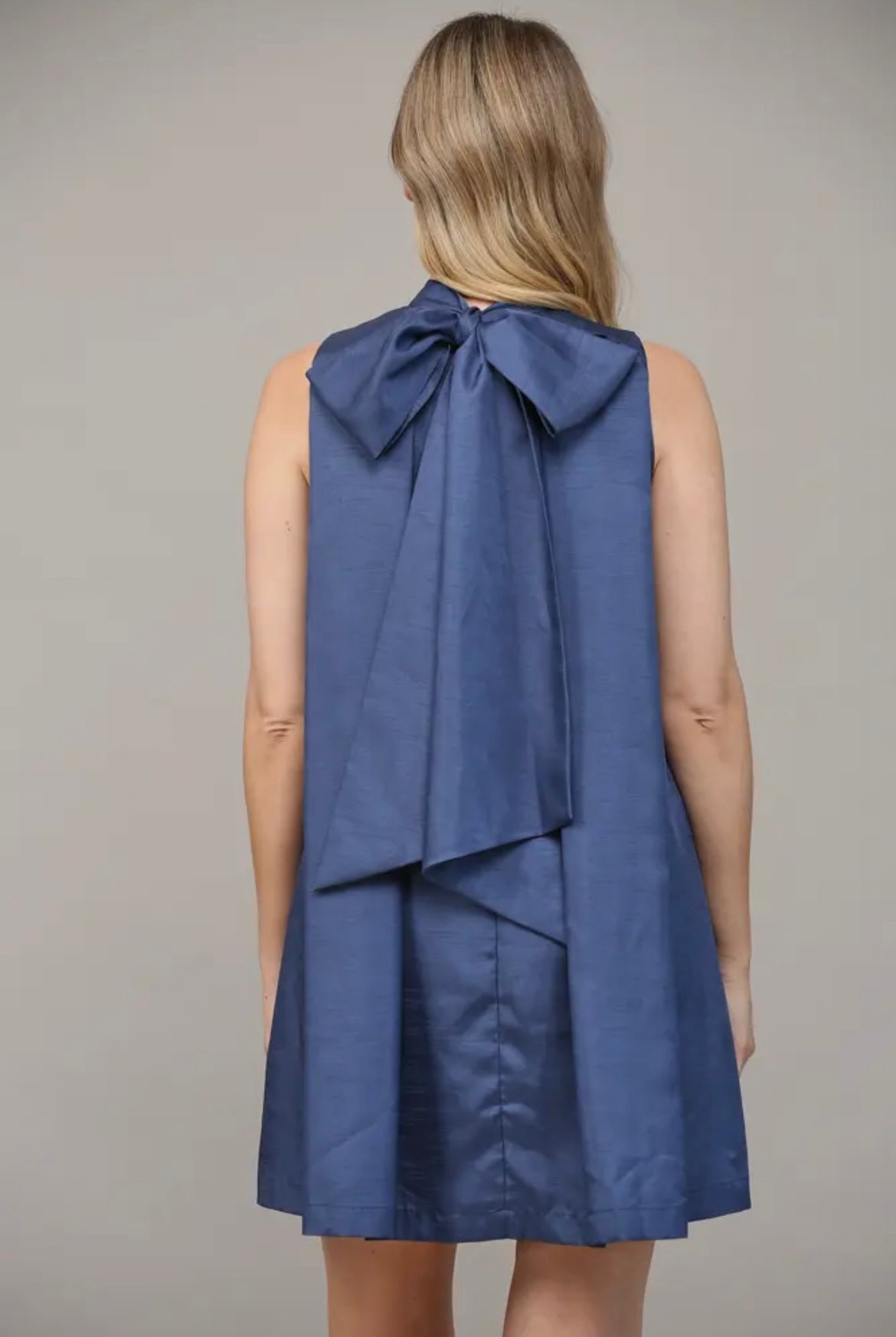 Tie Back Halter Neck Satin A-Line
Dress - Navy