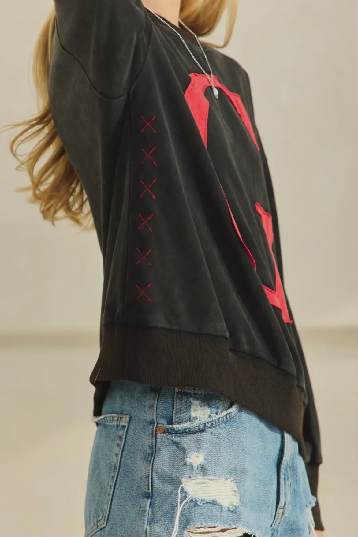 “G” patch sweatshirt