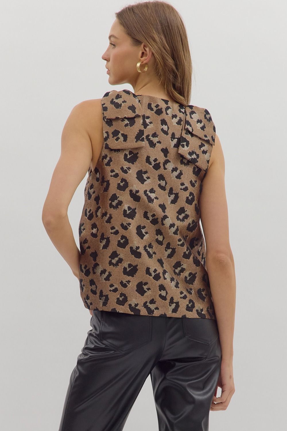 Leopard print sleeveless top