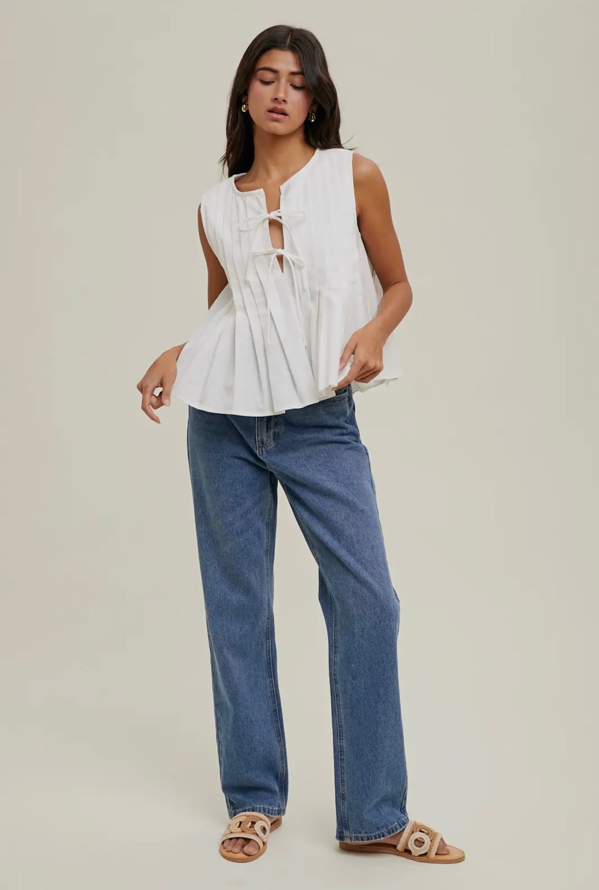 Bow Detail Sleeveless Pleated Top