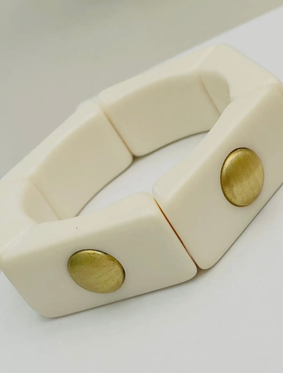 Stretch Bracelet (Two Colors!)