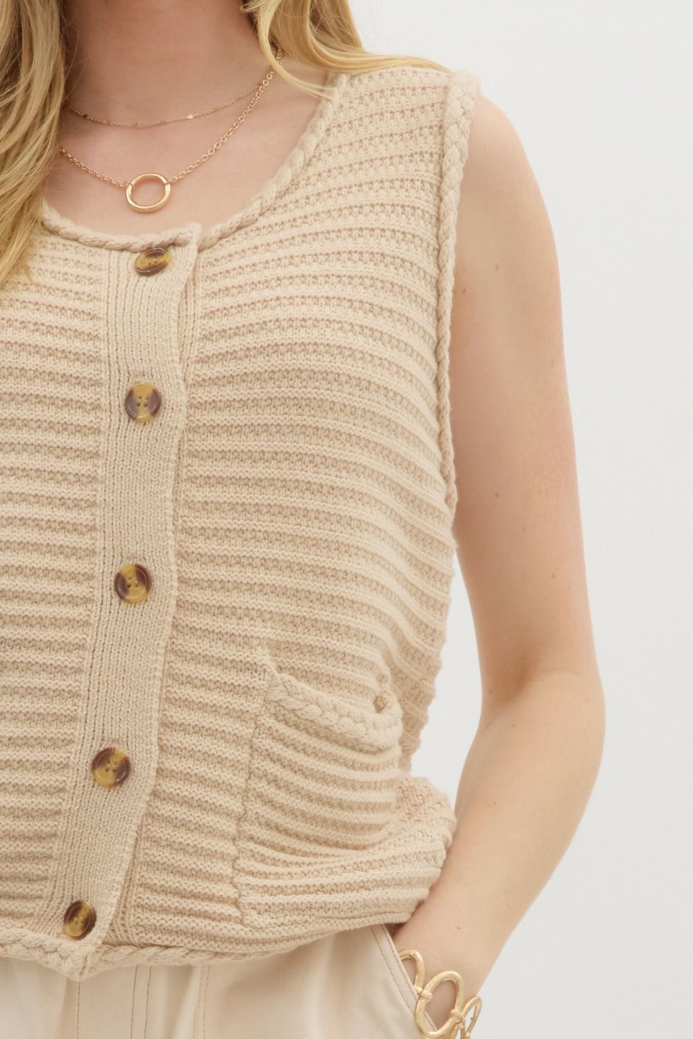Sweater knit vest