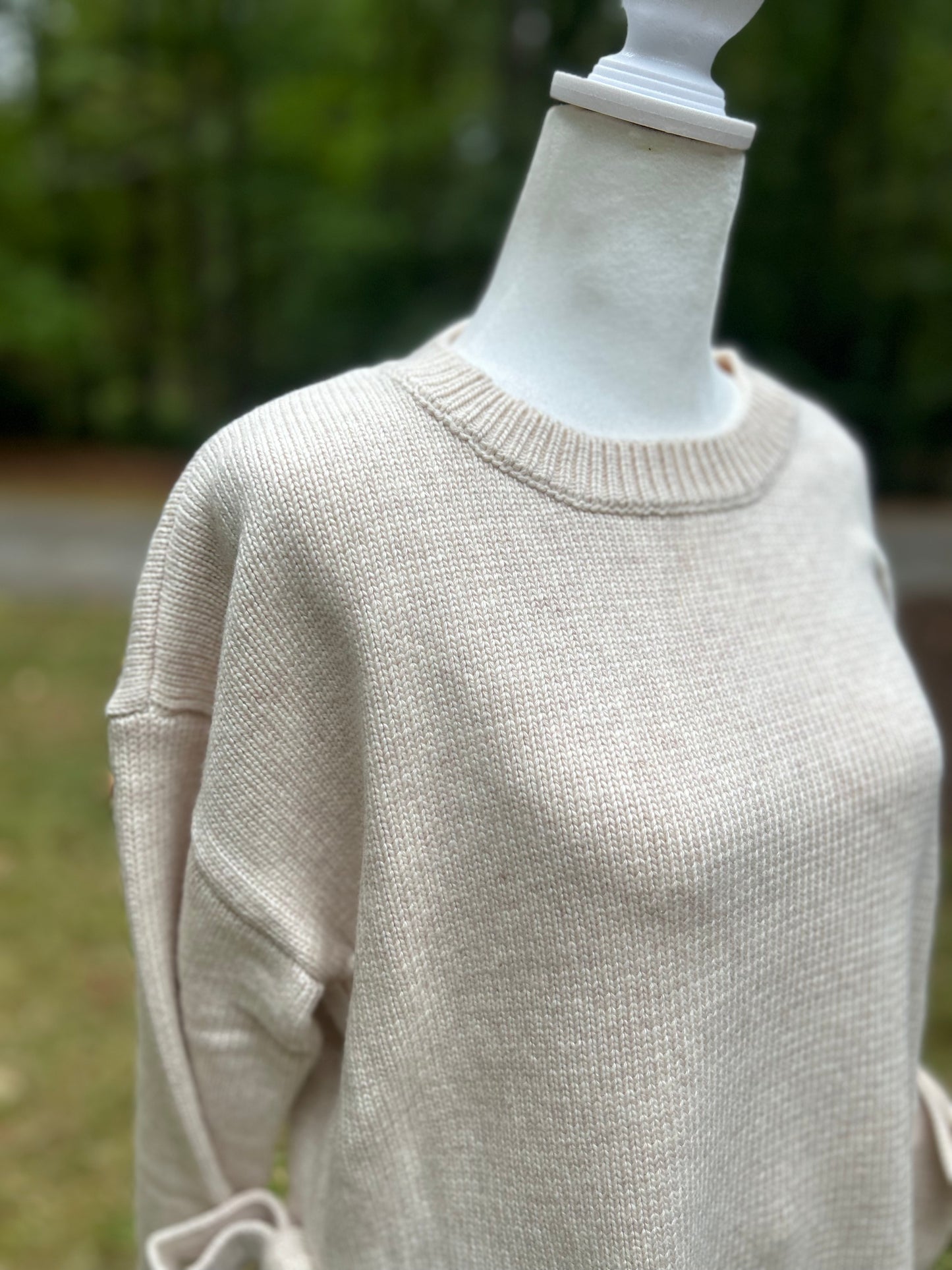 Side-tie crew neck sweater