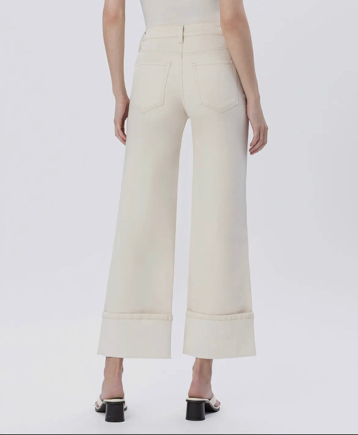 Super High Rise Cuffed Wide Leg
Jeans