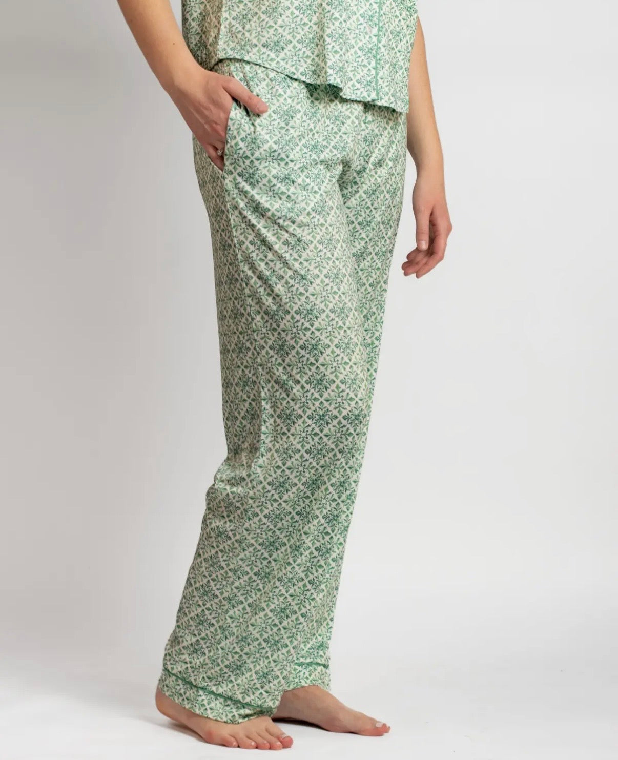 Carmen Short Sleeve Button Up Sleep Shirt and Pants Set in Emerald/White