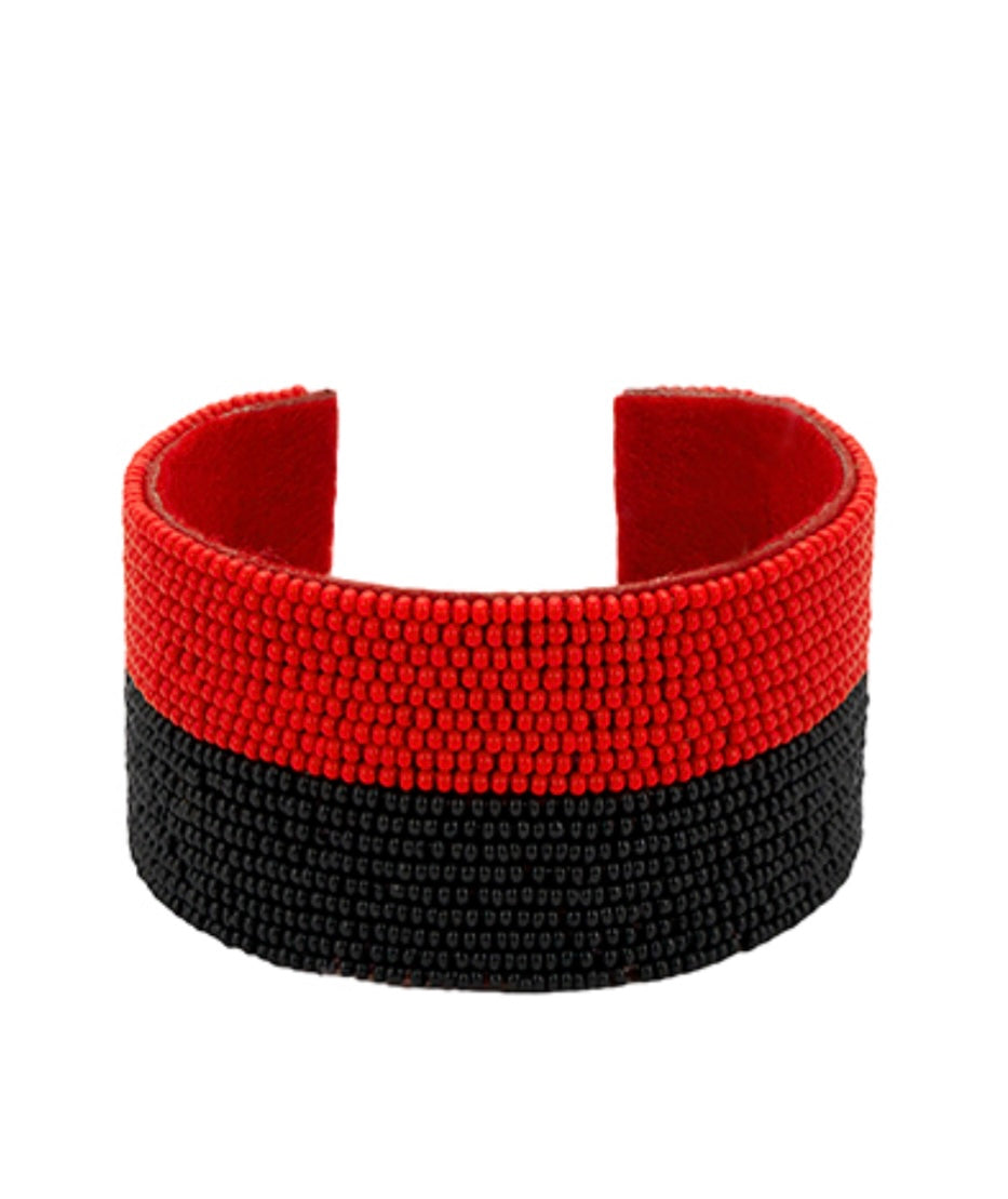 Gameday beaded bracelet in red and black