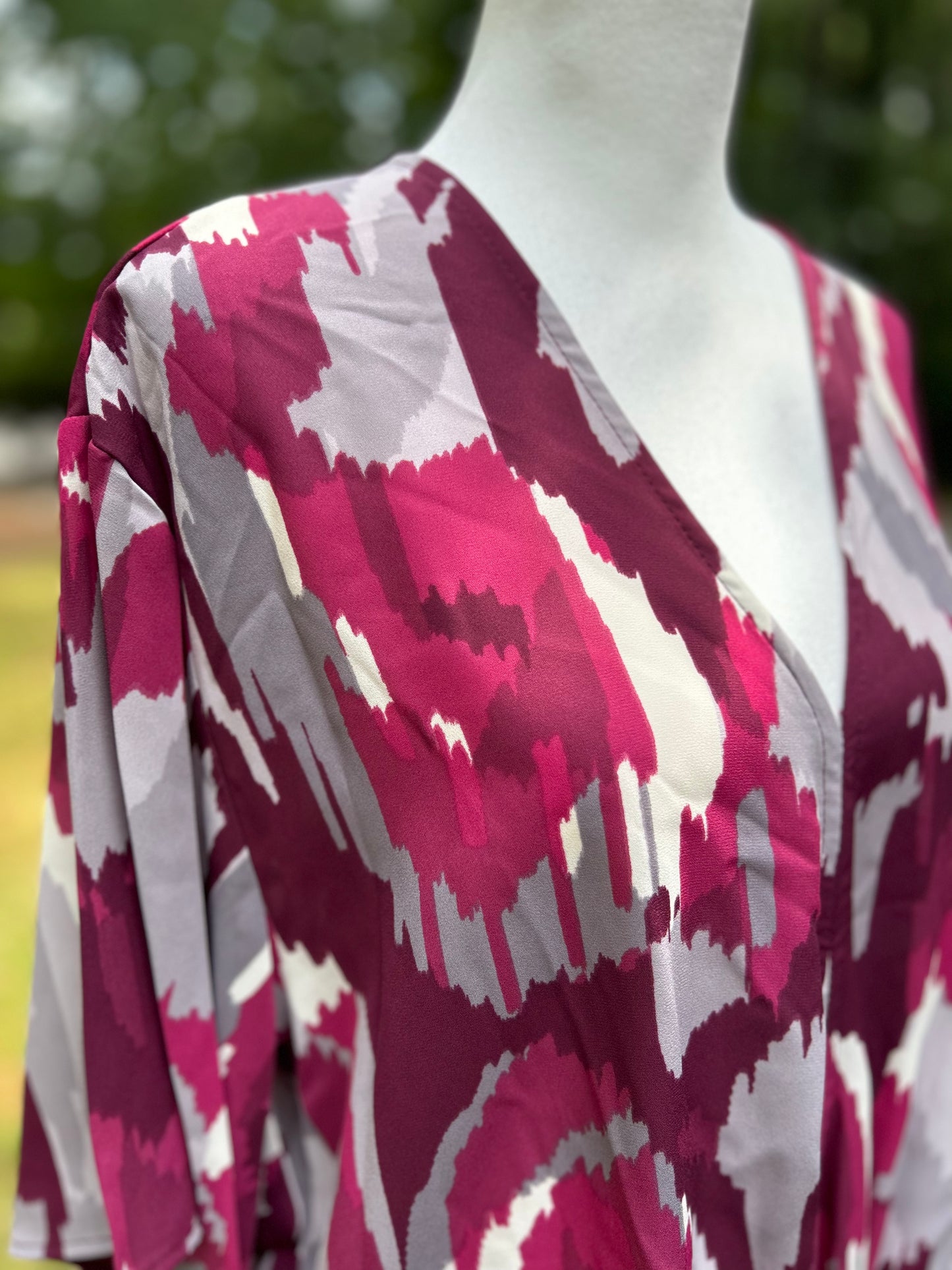 Tie-front maroon, white and grey