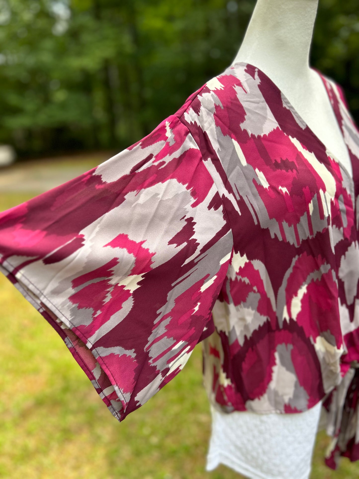 Tie-front maroon, white and grey