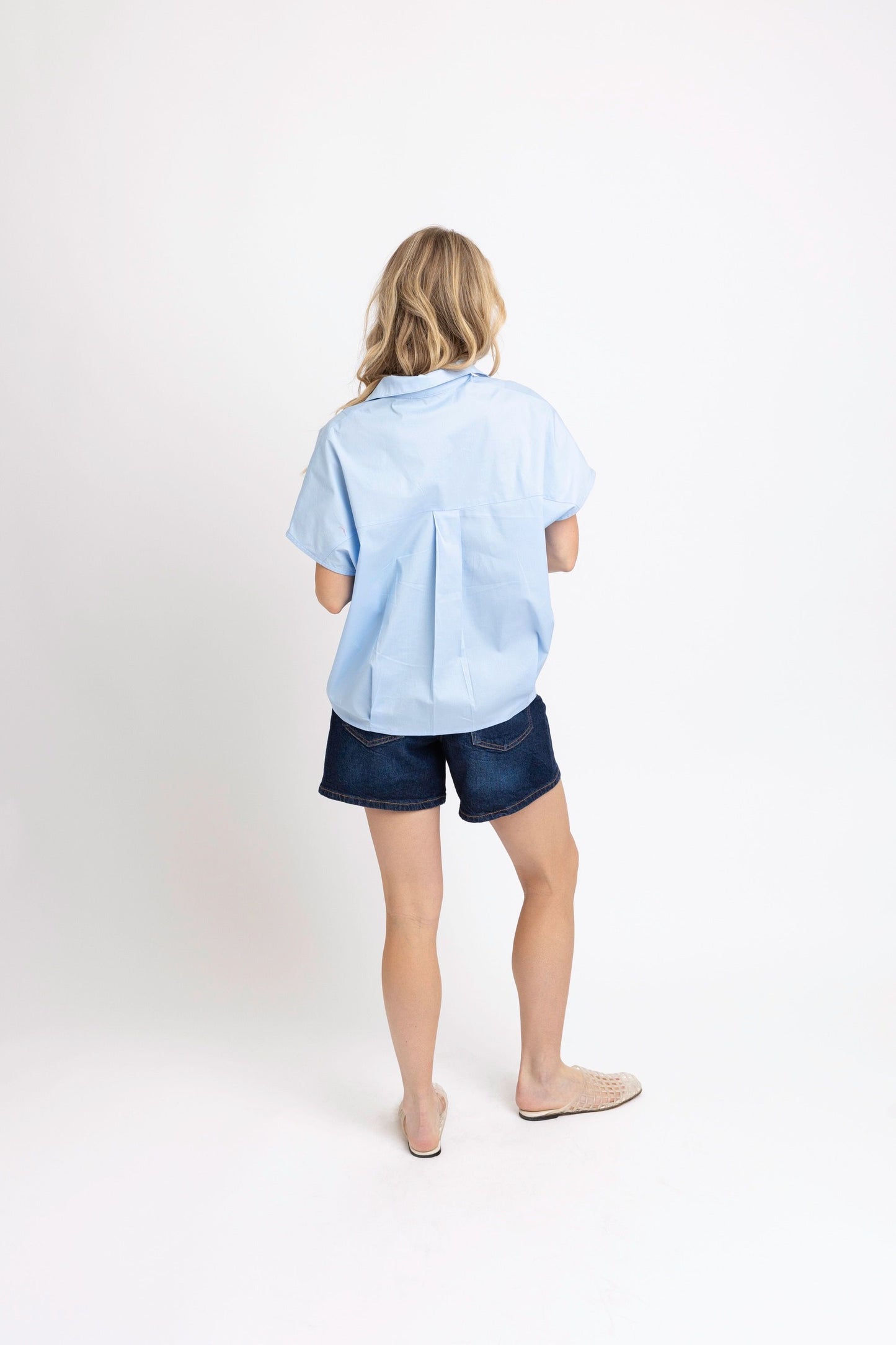 Solid poplin collar v-neck top (four colors!)