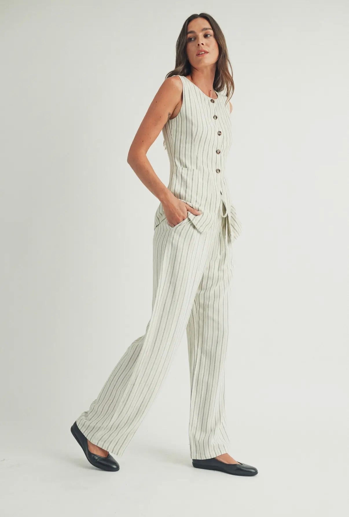 Striped Elastic Waist Wide-Leg
Linen Pants
