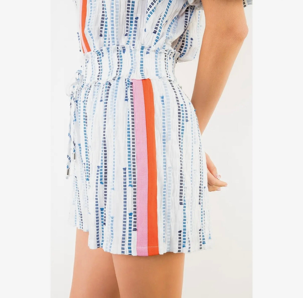 Stitch Short with Tie Front