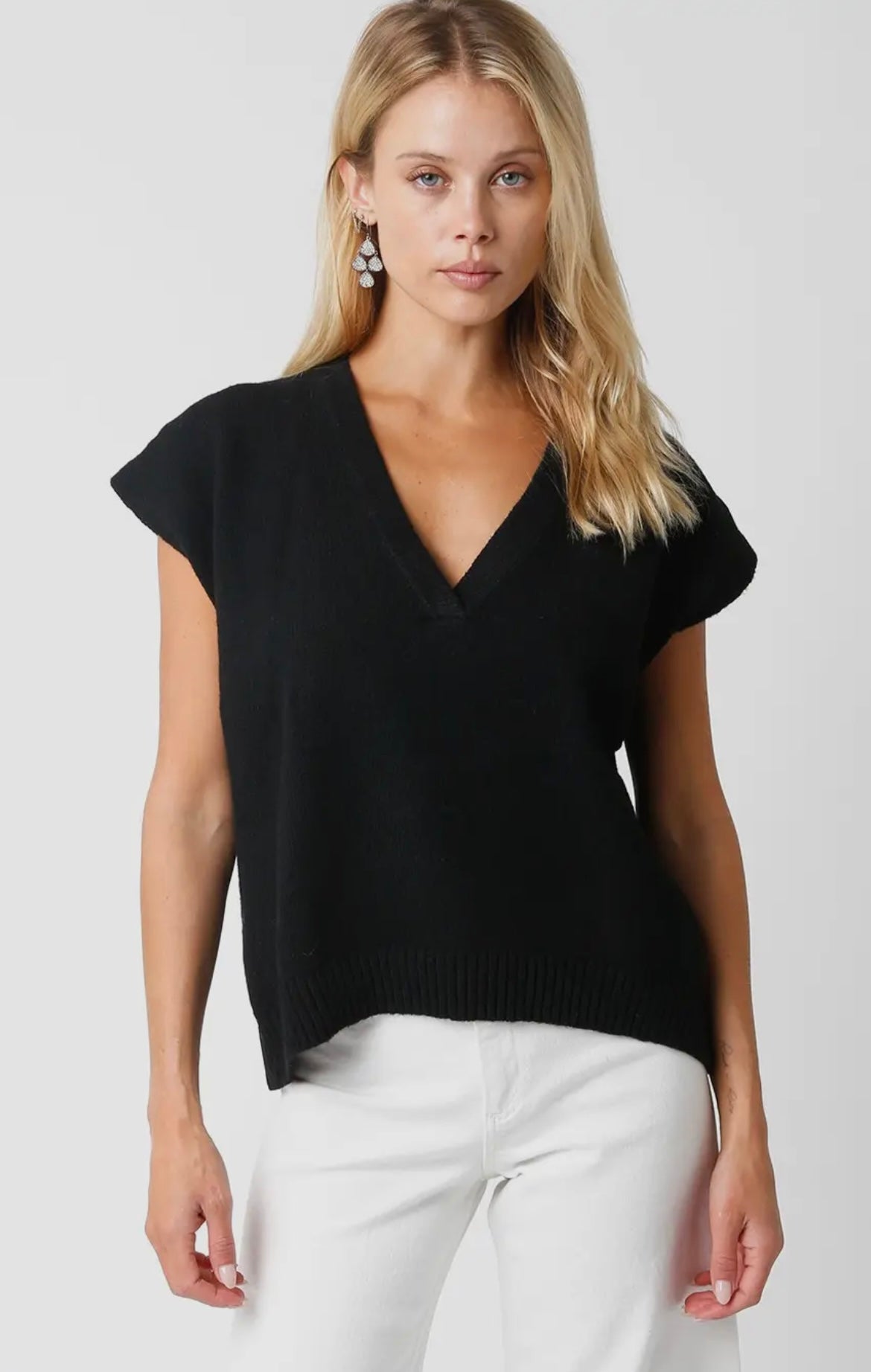 Sleeveless Oversized V-neck Sweater