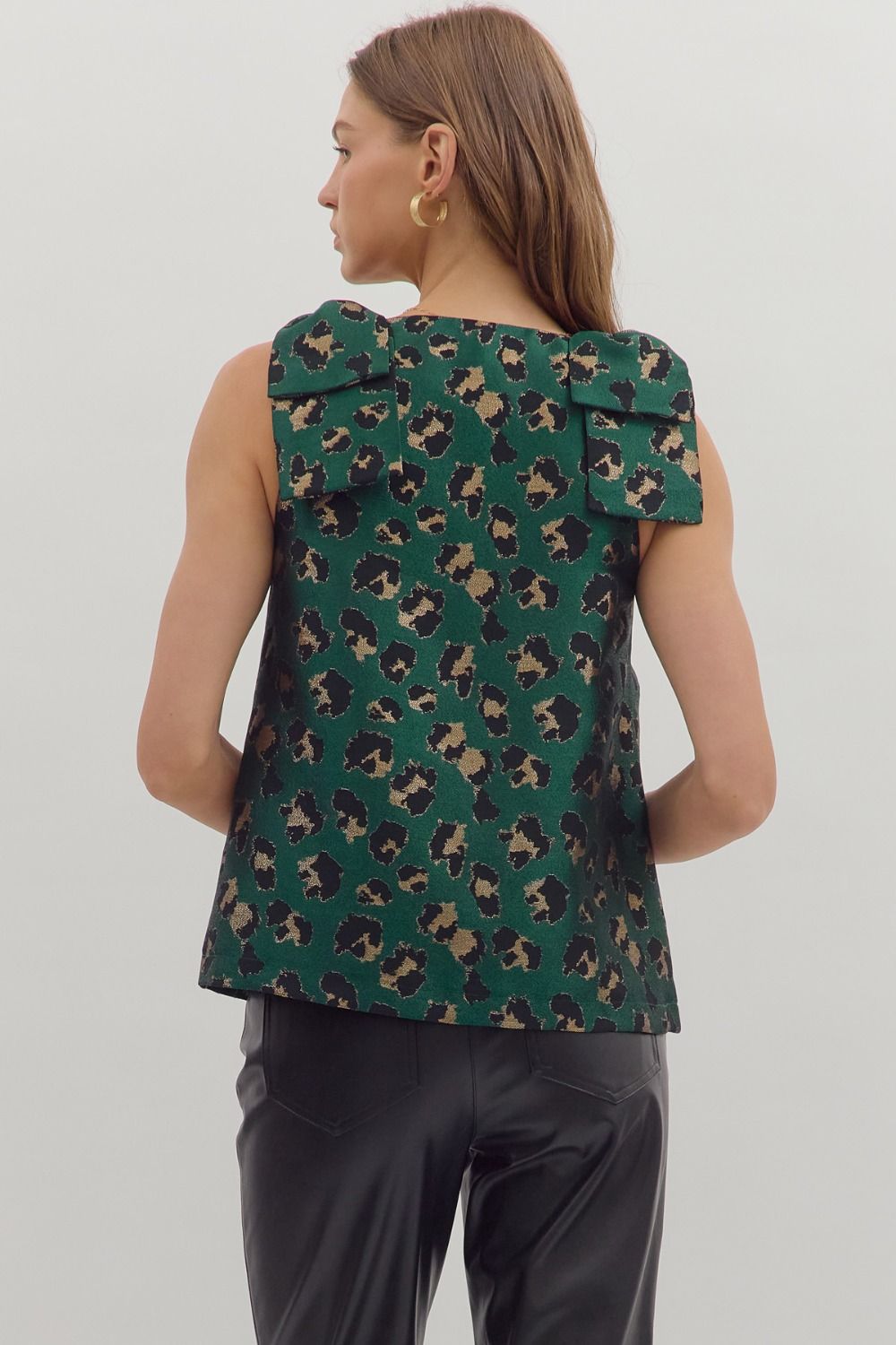 Leopard print sleeveless top