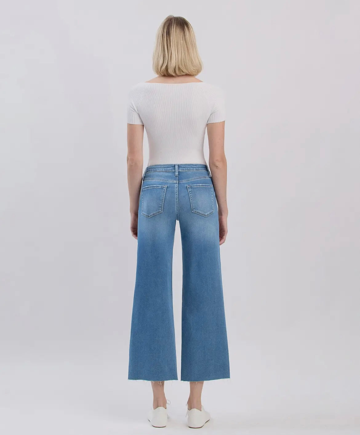 High rise clean cut raw crop slim wide