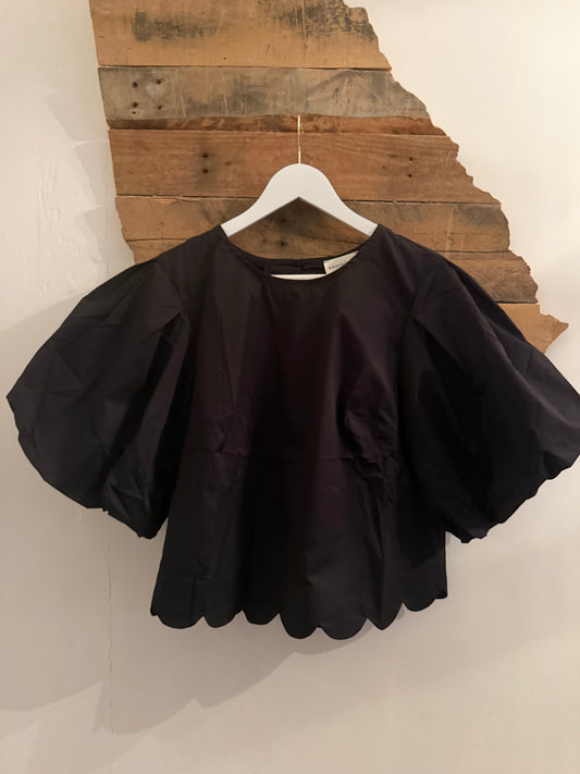 Scallop hem top