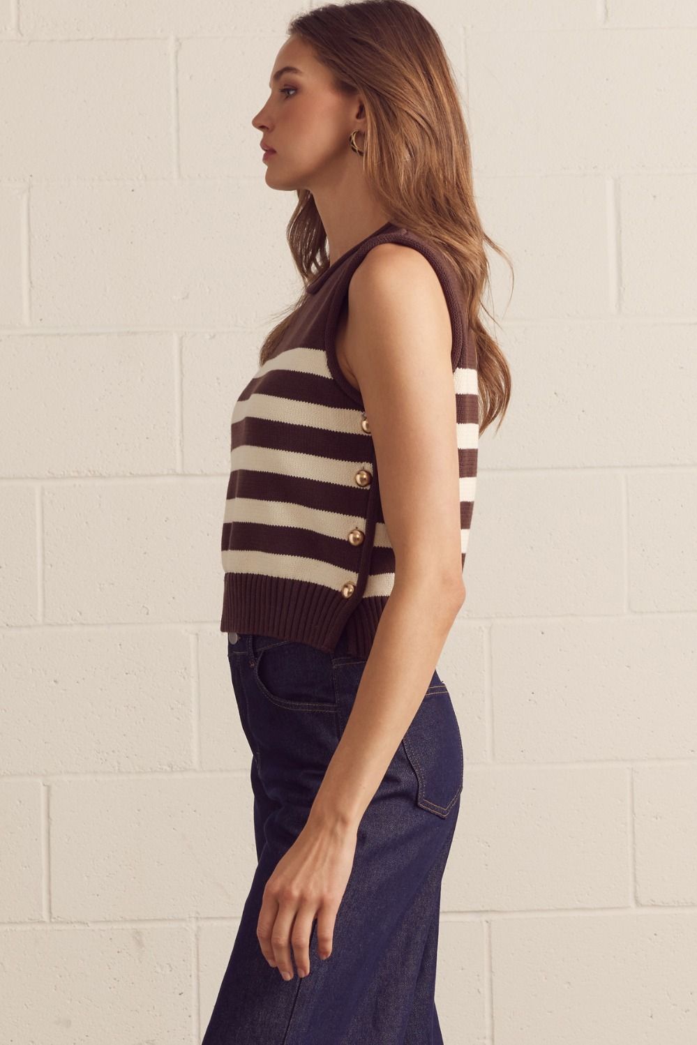 Striped sleeveless knit top