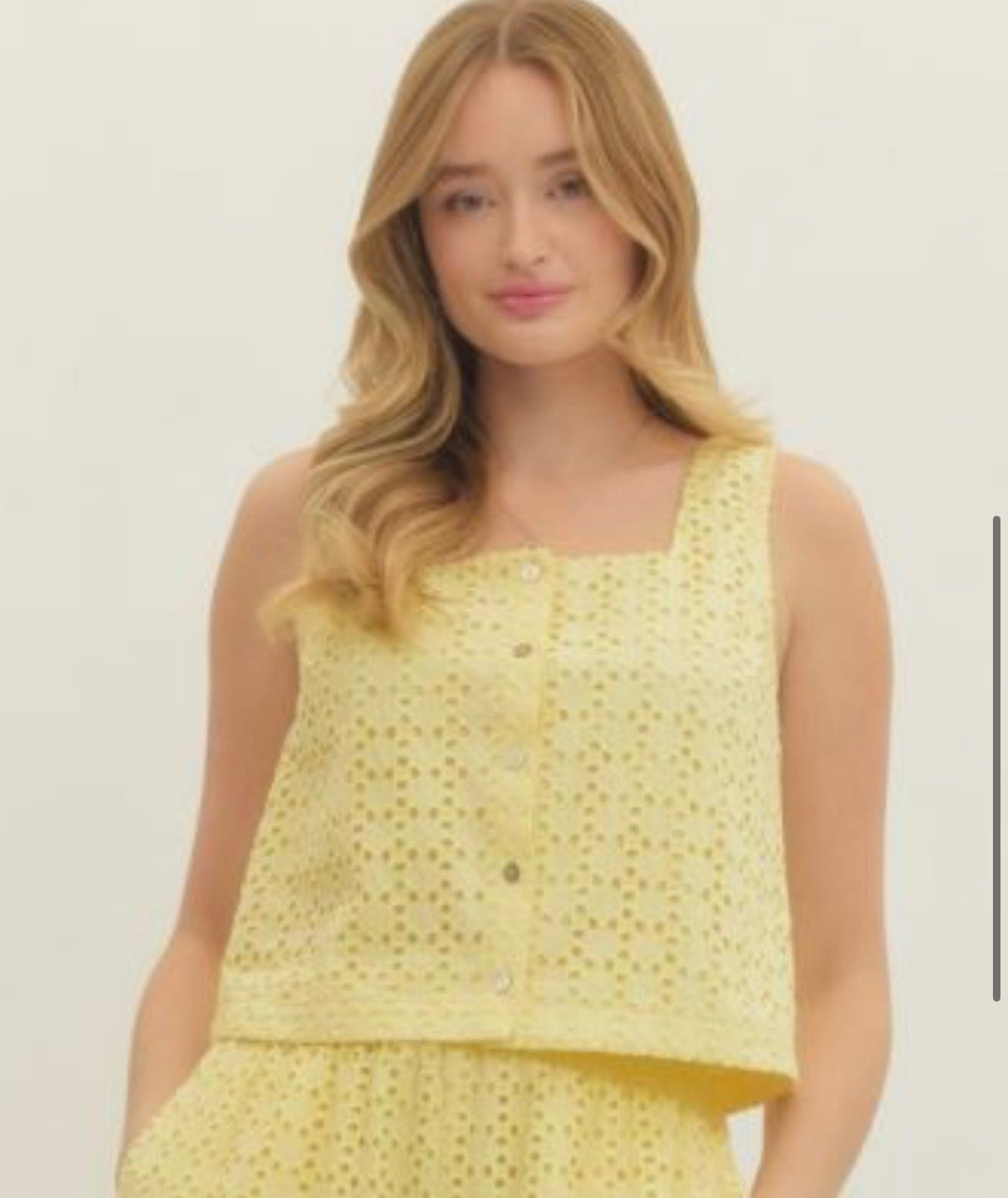 Eyelet sleeveless top (Two Colors!)
