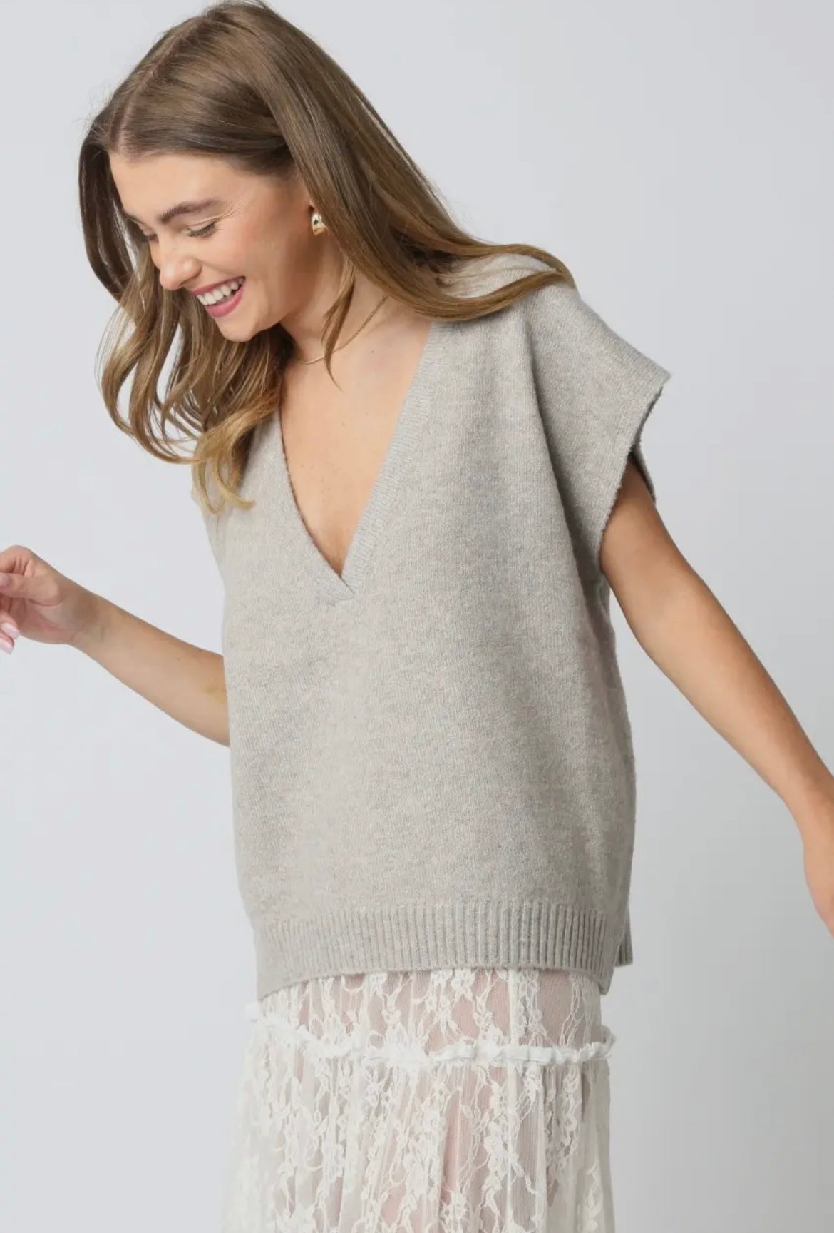 Sleeveless Oversized V-neck Sweater