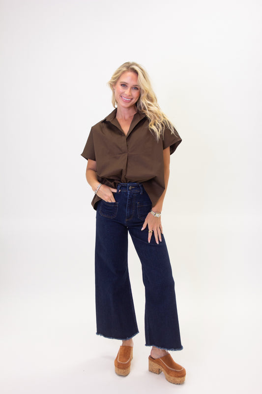 Solid poplin collar v-neck top (four colors!)