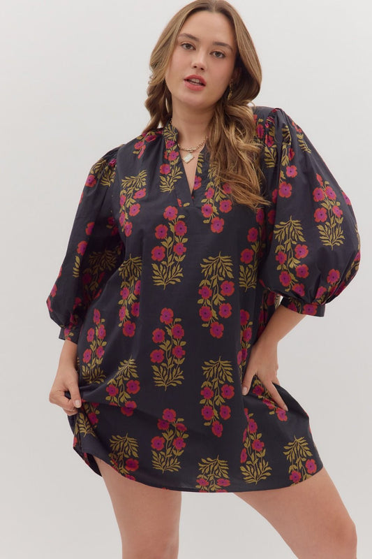 Floral pattern V-neck Dress - Plus