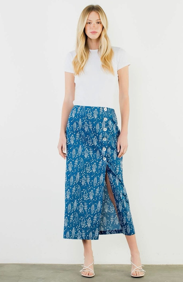 Side Button Fish Pattern Skirt