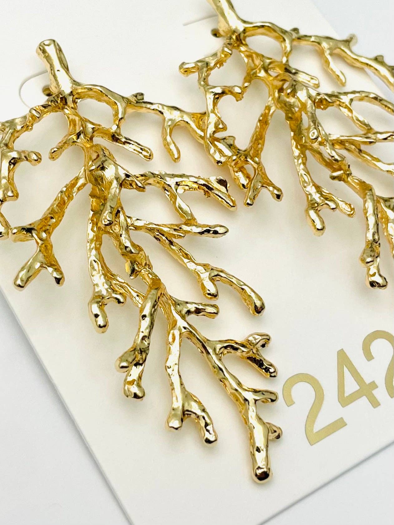 Coral Branch Earring (gold)