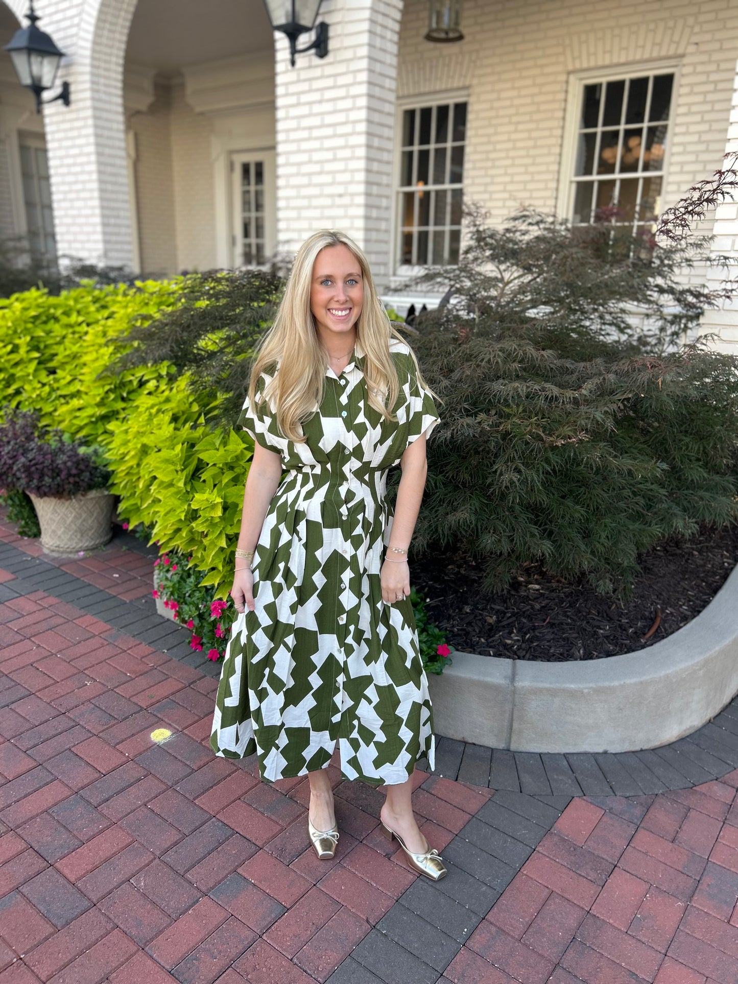 Geometric Button-down Short Sleeve Dress