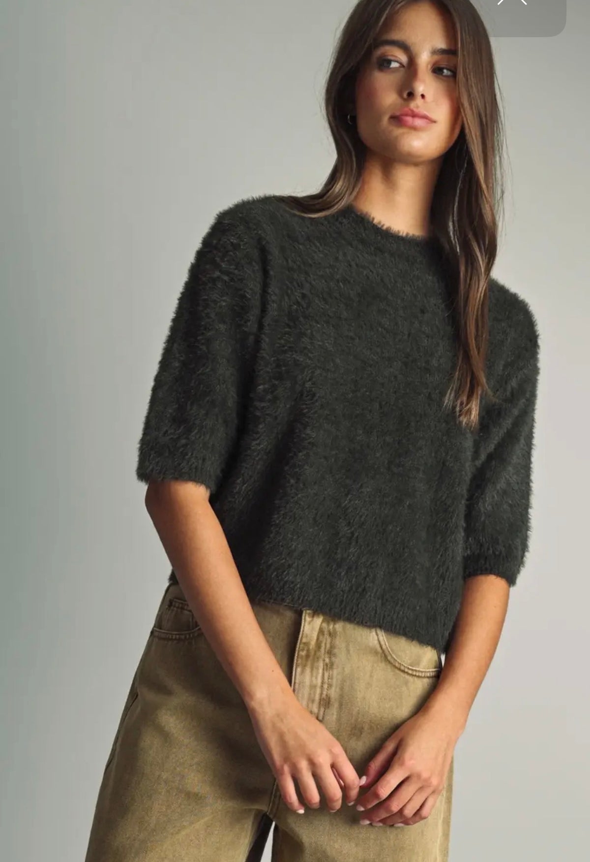 Fluffy cropped faux-fur sweater with round neck (Three colors!)