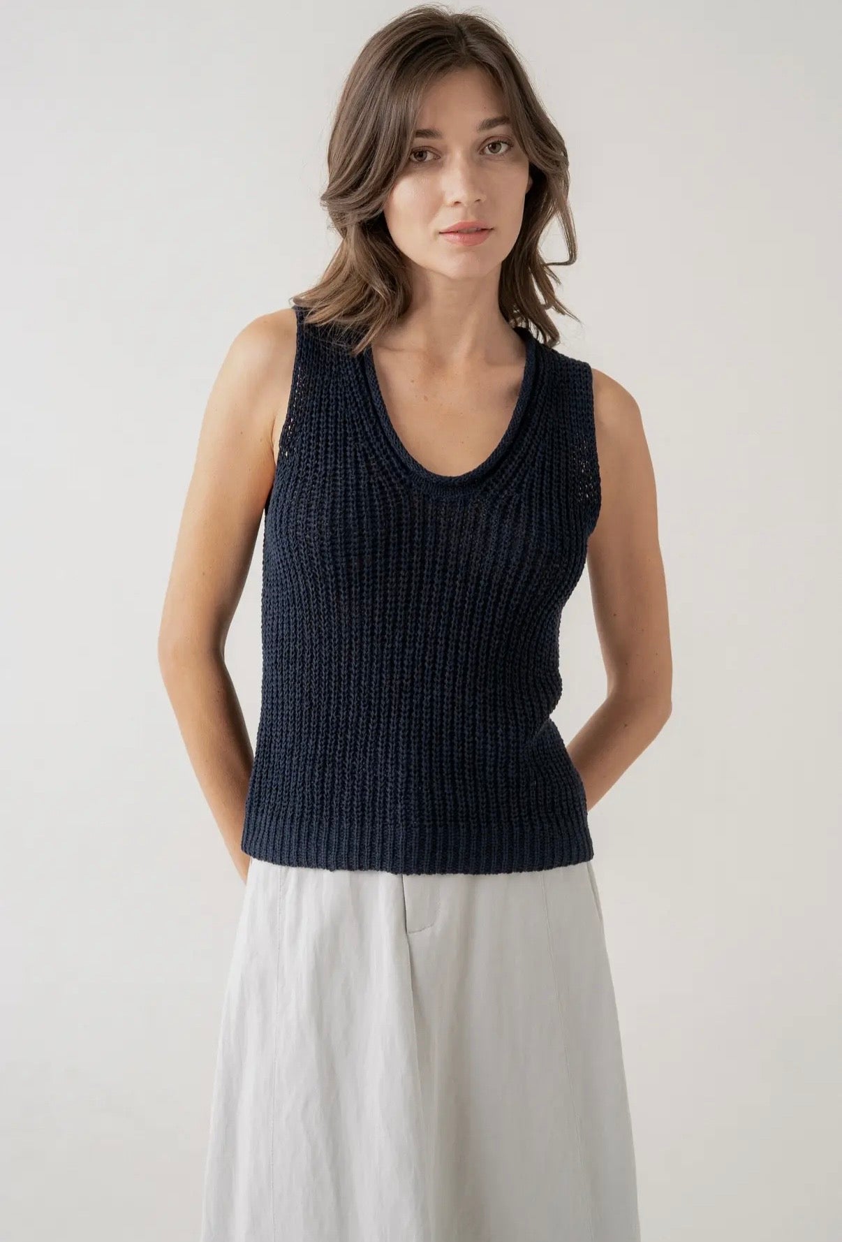 Open Stitch Sleeveless Knit Top (Two Colors)