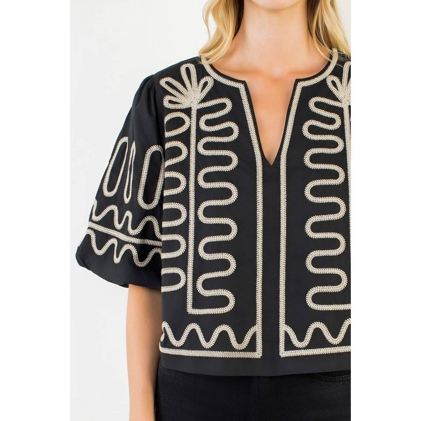Puff Sleeve Embroidery Top
