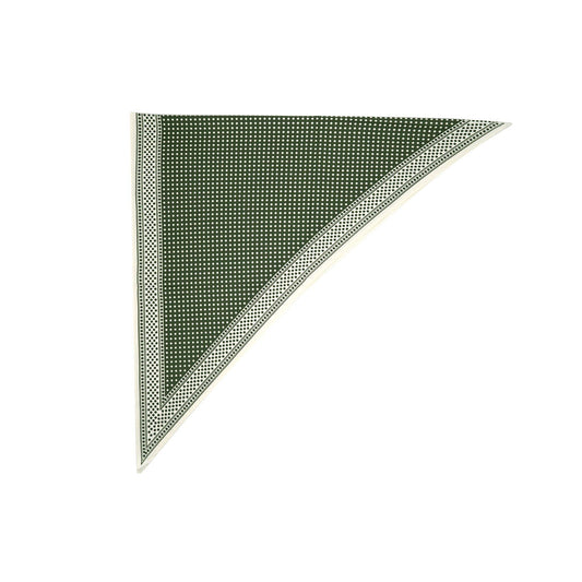 Triangle polkadot scarf