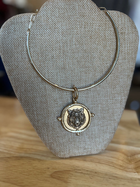 Tiger choker necklace