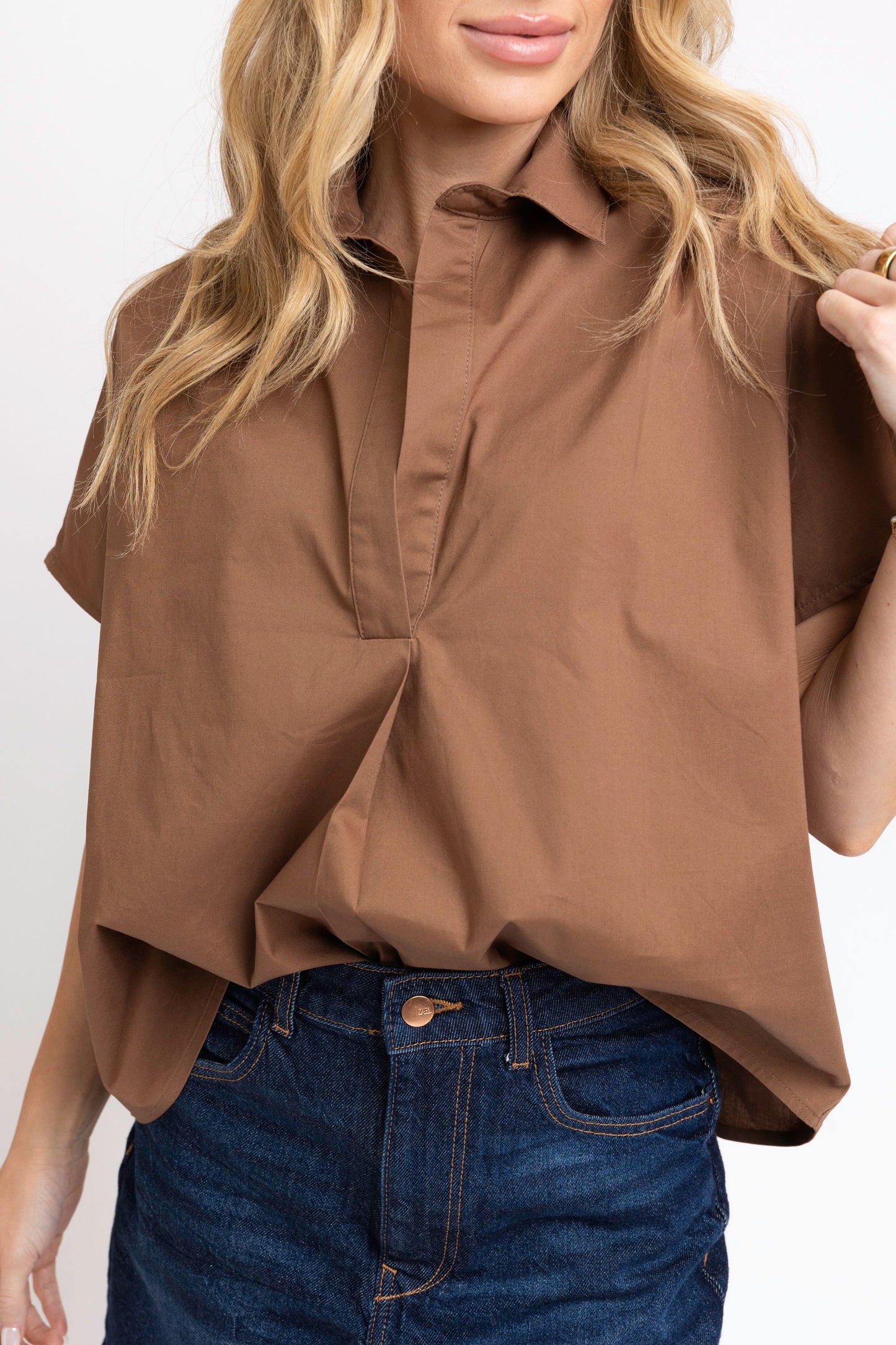 Solid poplin collar v-neck top (four colors!)