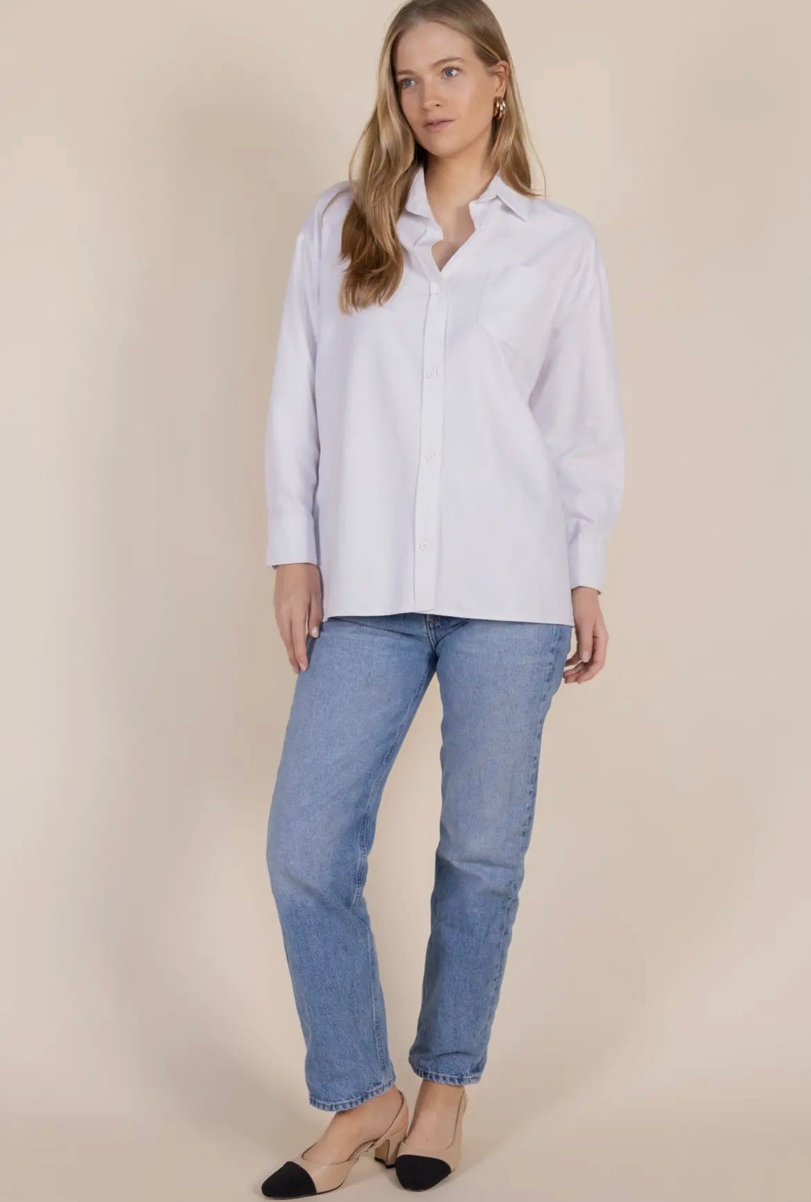 Poplin Back Slit Detail Button
Up Shirt