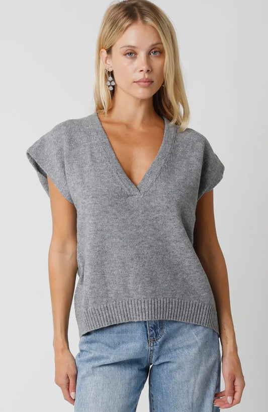 Sleeveless Oversized V-neck Sweater