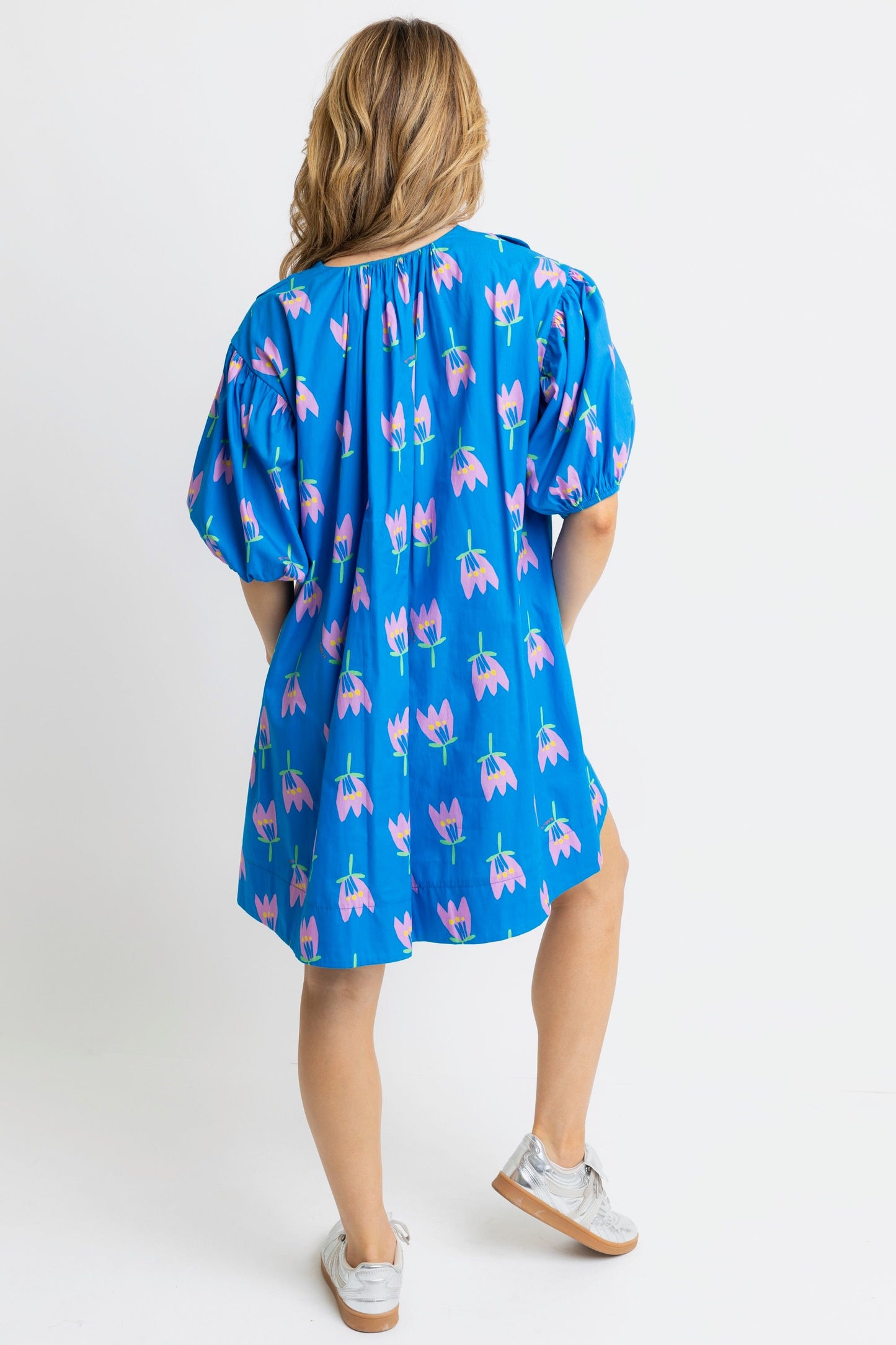 Poppy Scallop V-neck dress