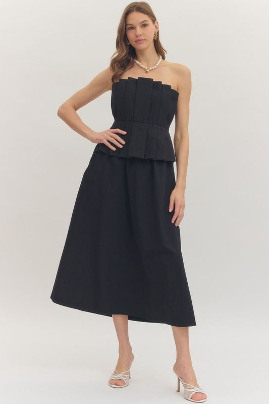 Strapless midi pleated dress