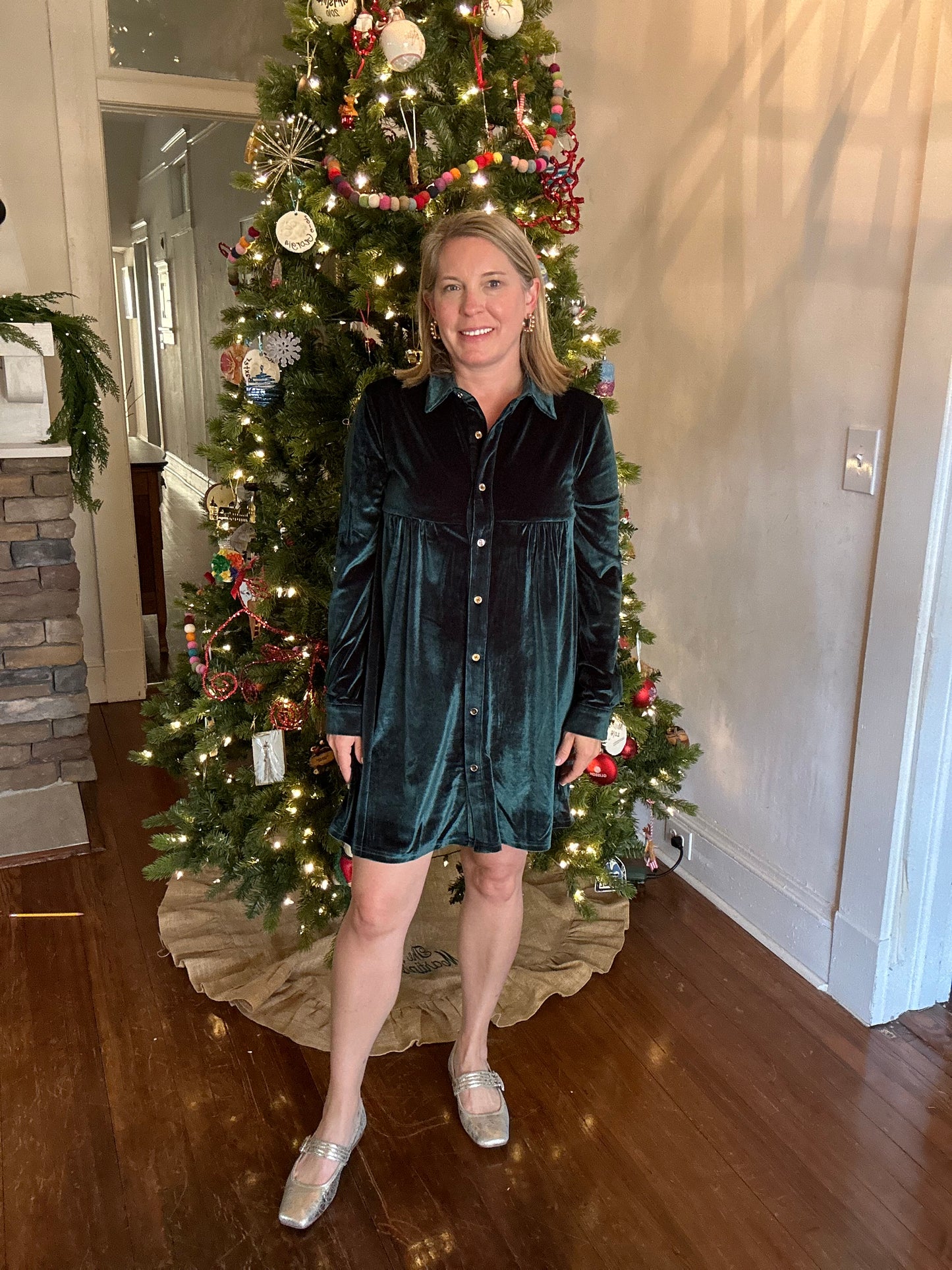 Soft Velvety Button Down
Collar Holiday Dress in Emerald