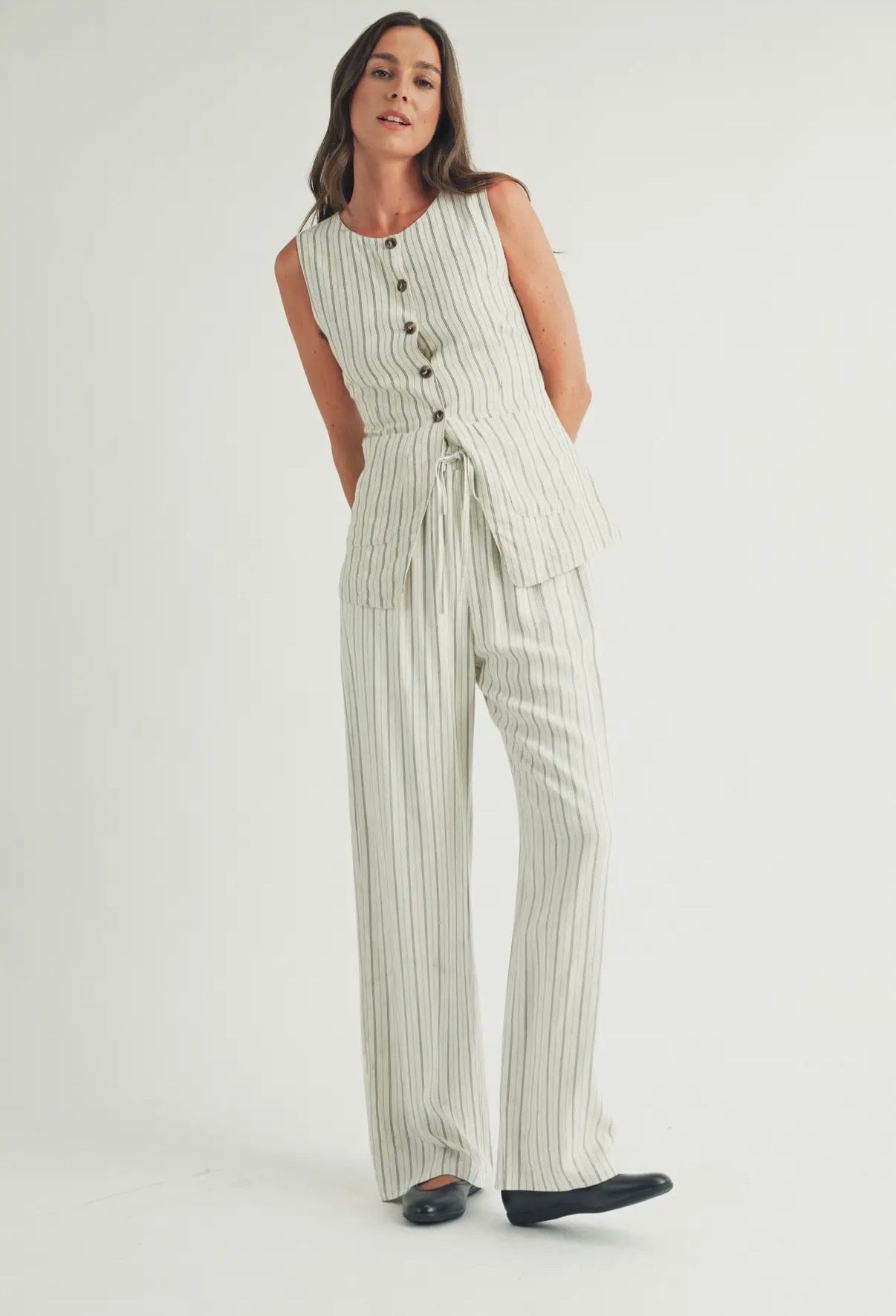 Striped Elastic Waist Wide-Leg
Linen Pants