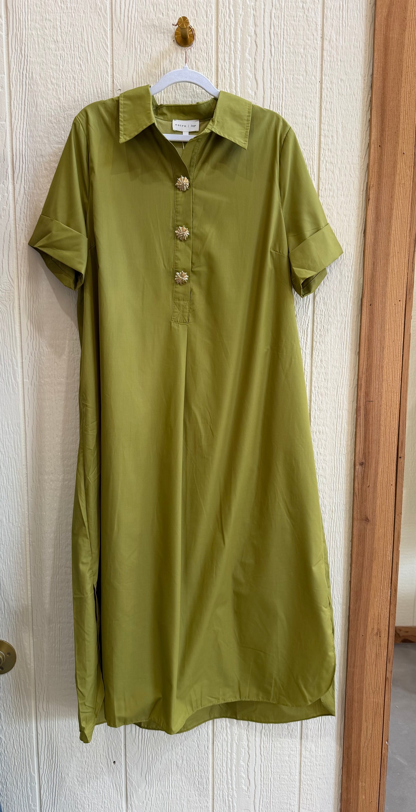 Short sleeve maxi dress with gold buttons