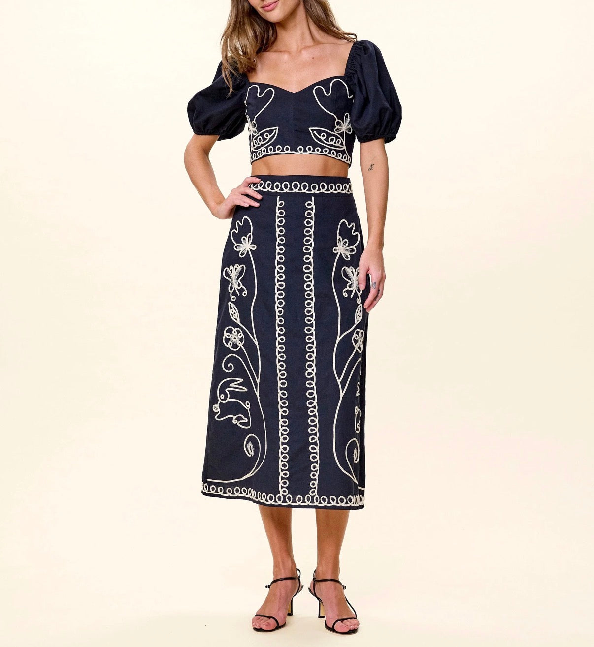 SORINA MIDI SKIRT | BLACK