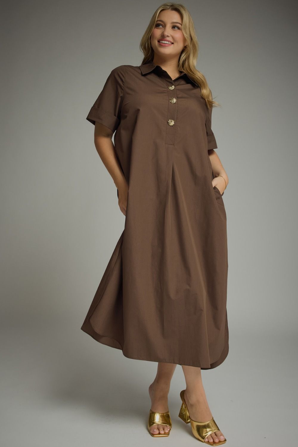 Short sleeve maxi dress with gold buttons - Plus (two colors!)