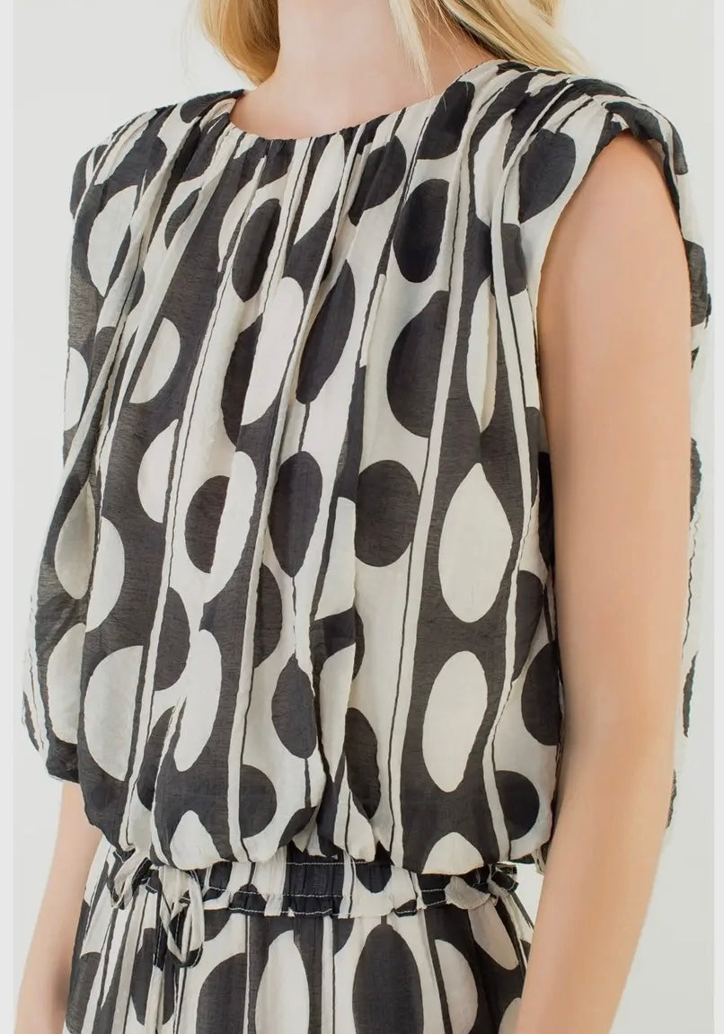 Sleeveless Geometric Pattern Top and Print Pant Set