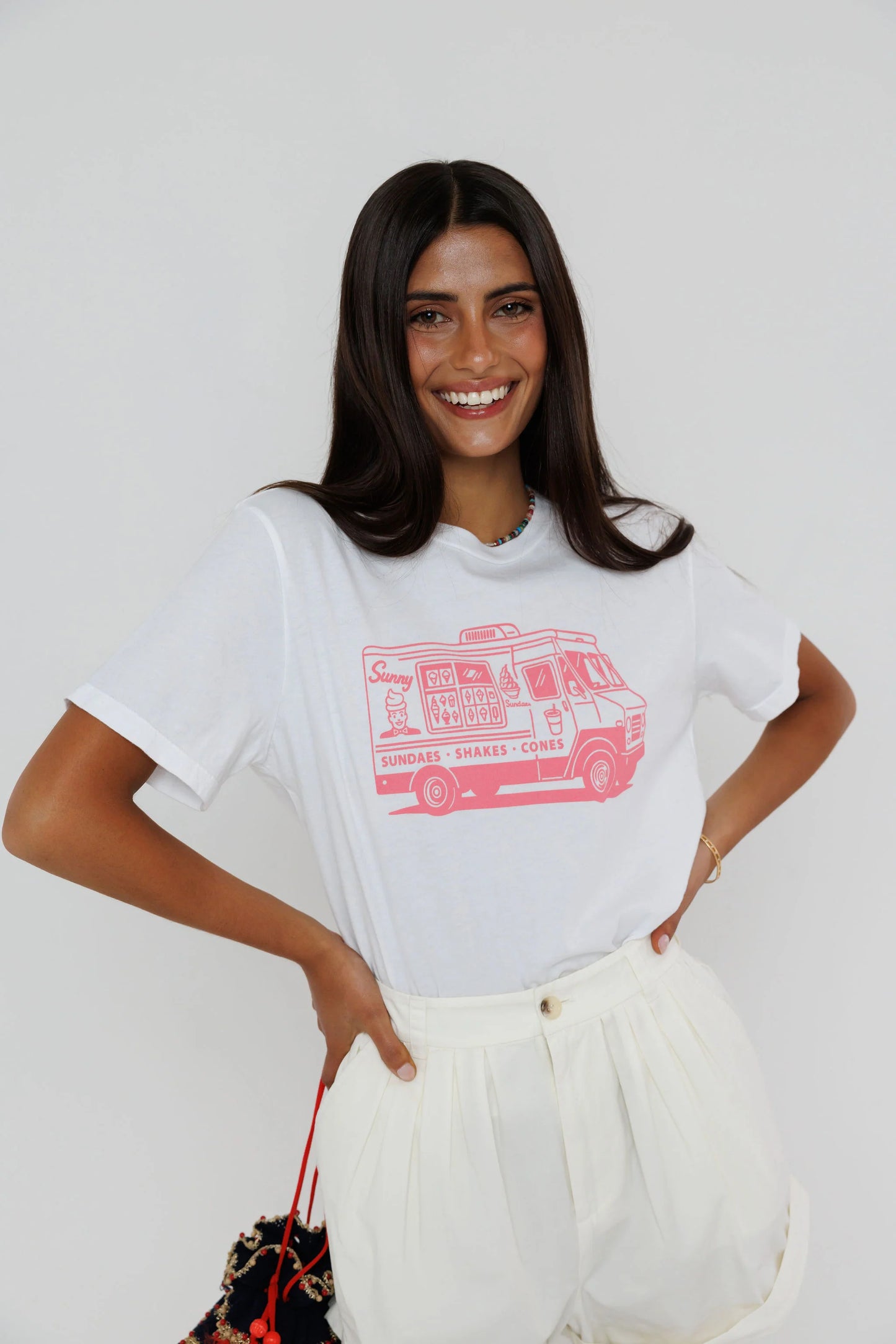 Sunny Ice Cream - Everyday Tee